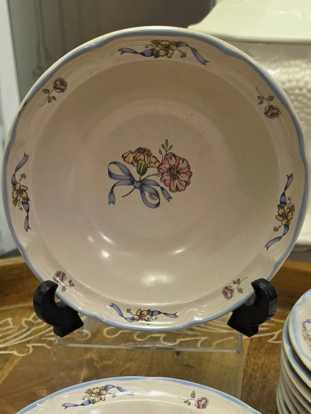 VTG International Tableworks Victoria Bowls Set of 4 Stoneware Country Cottage